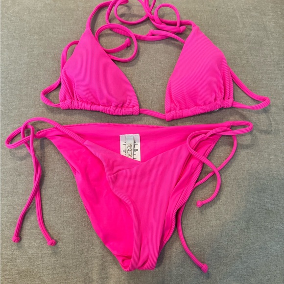 Becca by Rebecca Virtue bikini set - Picture 2 of 2